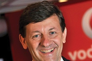 “Chỉ cần các cổ đông tin tưởng, tôi cam kết sẽ chèo lái con thuyền Vodafone sang một chương mới”
